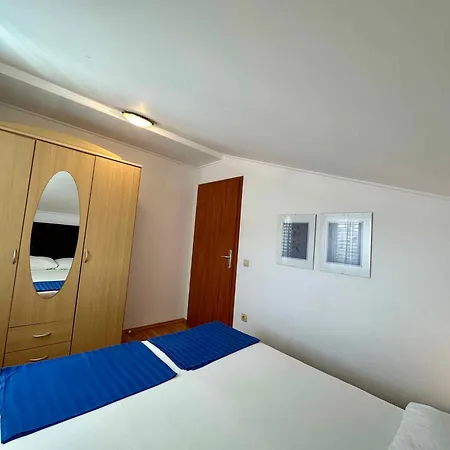 In 49889 Apartment *